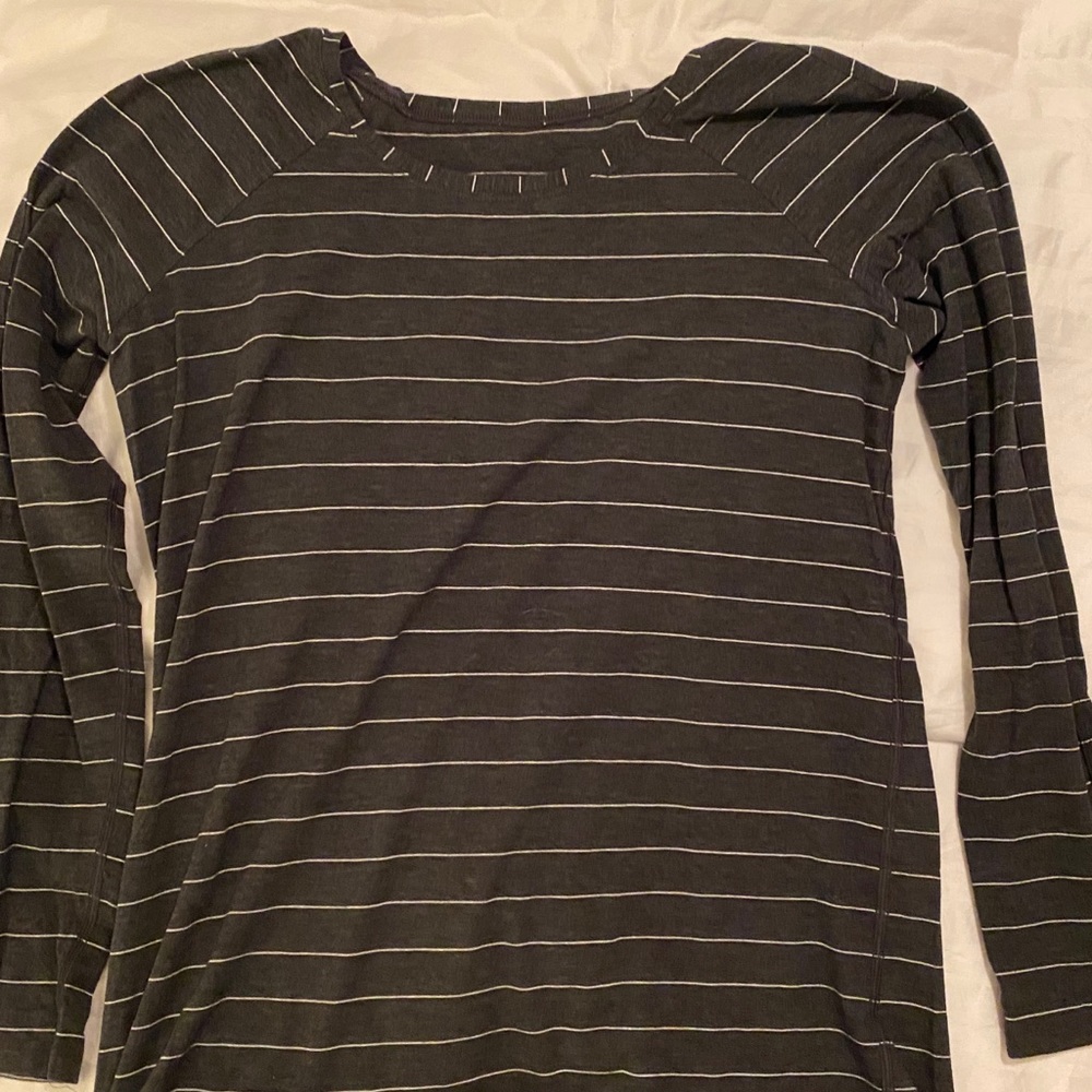 Lululemon Emerald long sleeve shirt